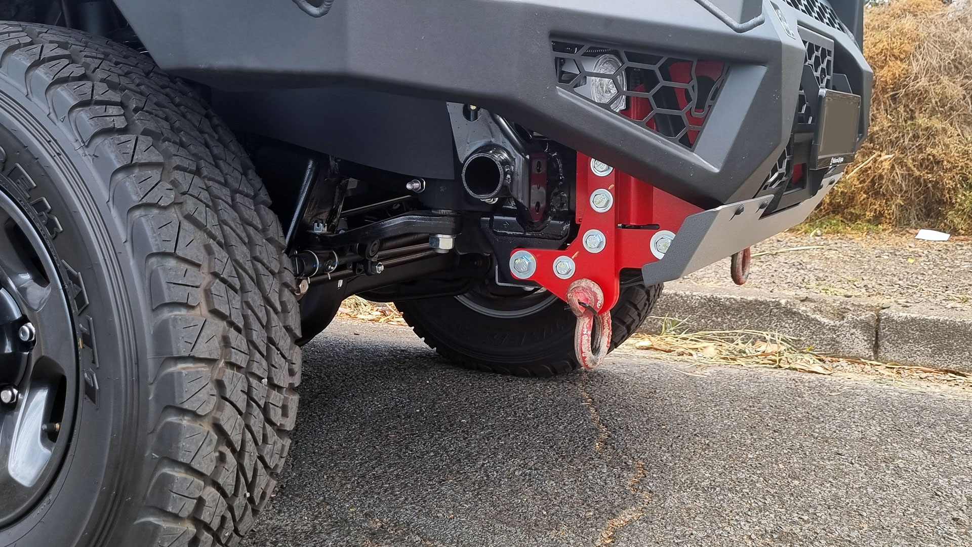 Offroad Animal Toro Bullbar recovery points